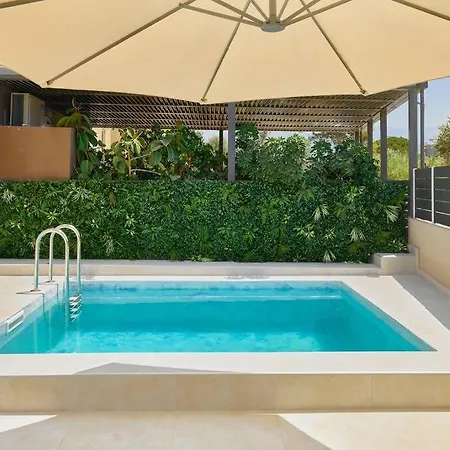 Beachside Apartment-pool-parking Chania (Crete)